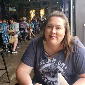 Meet your Posher, Stefanie